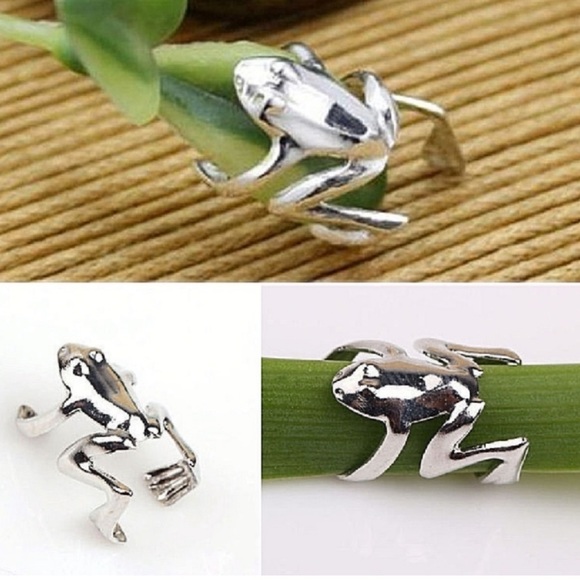Jewelry Lucky Tree Frog Ear Cuff Poshmark